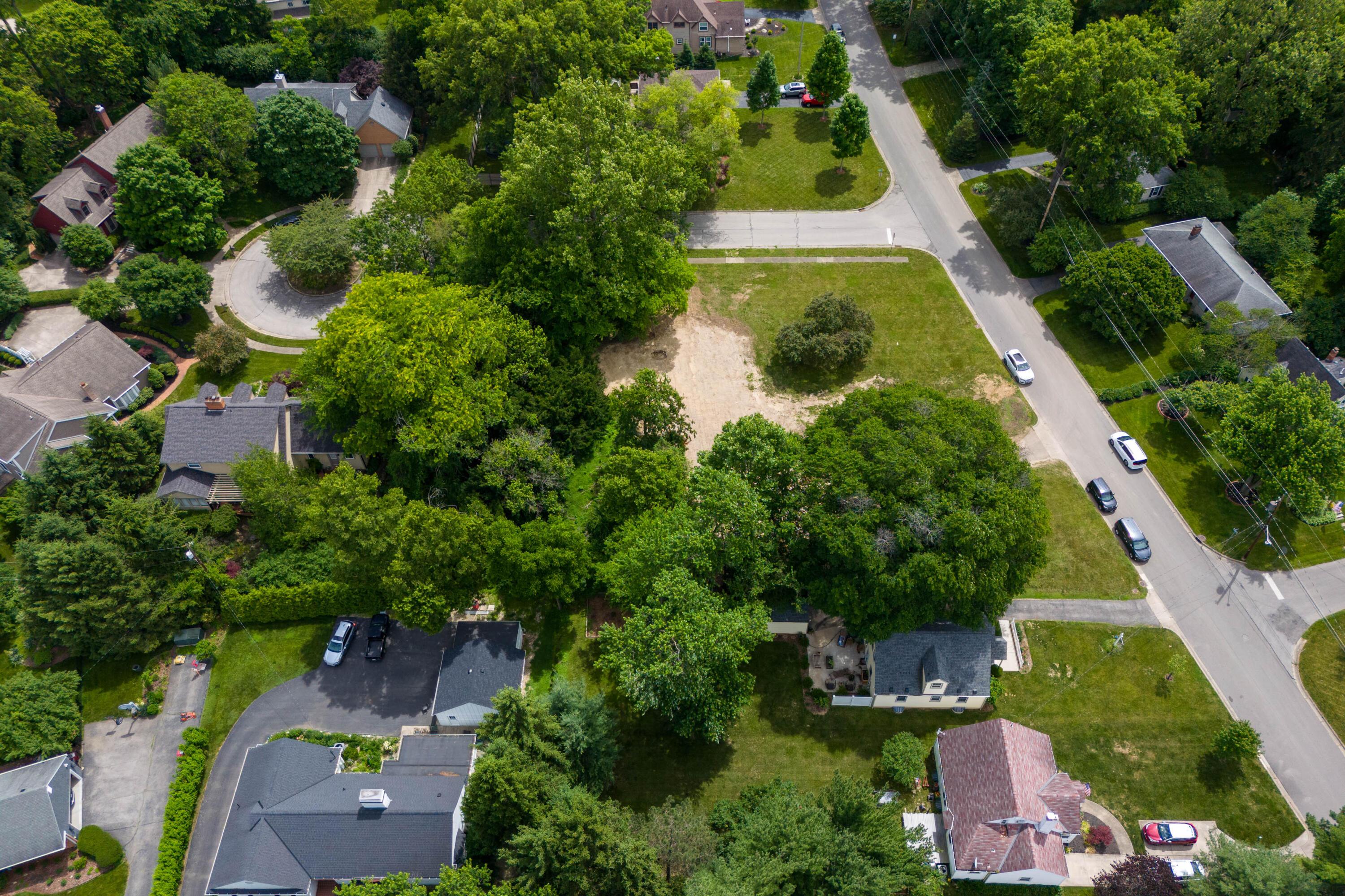 Photo 4 of 26 of 262 W South Street land
