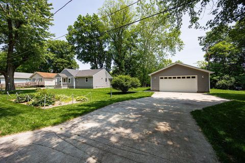 Photo of 2312 Condon Drive, Columbus, OH 43232 (MLS # 226012201)