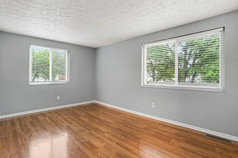 Tiny photo for 2509 Burgandy Lane, Columbus, OH 43232 (MLS # 226036705)
