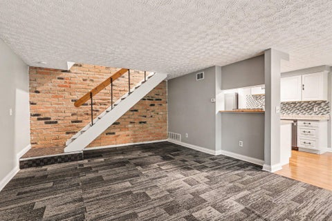 Tiny photo for 2509 Burgandy Lane, Columbus, OH 43232 (MLS # 226036705)