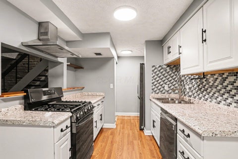 Tiny photo for 2509 Burgandy Lane, Columbus, OH 43232 (MLS # 226036705)