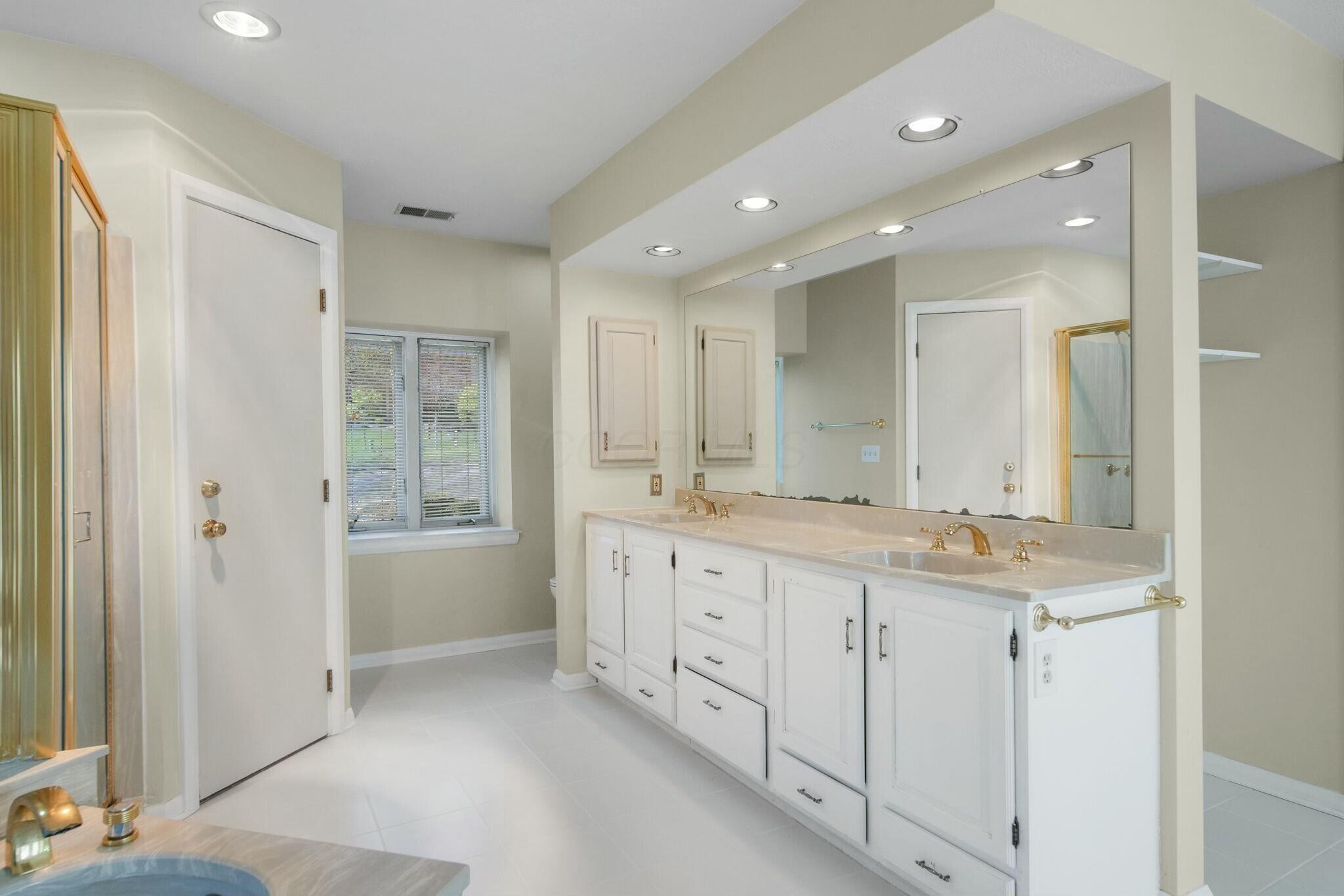 4640 Donegal Cliffs Drive, Dublin, Ohio image 33