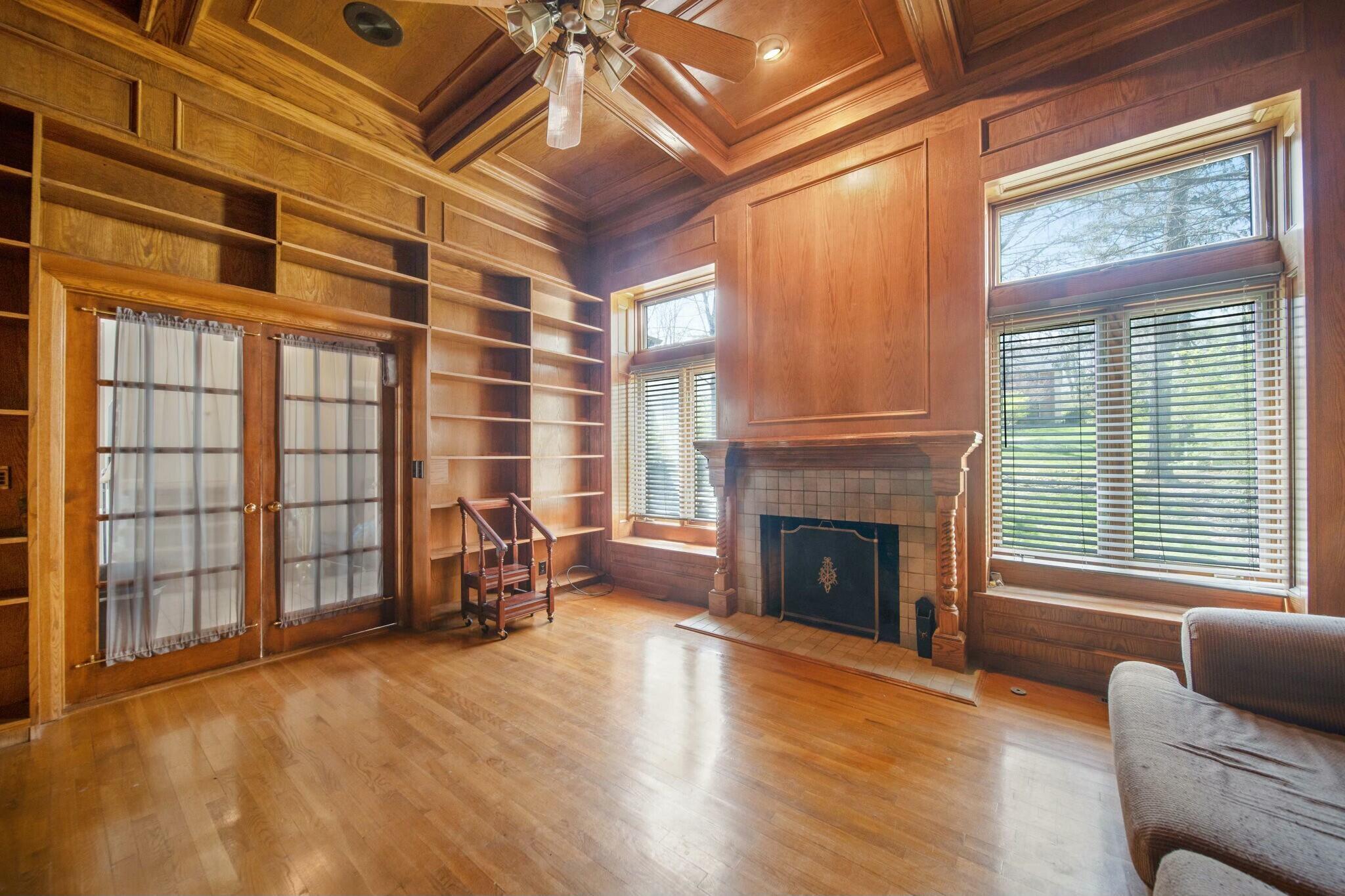 4640 Donegal Cliffs Drive, Dublin, Ohio image 2
