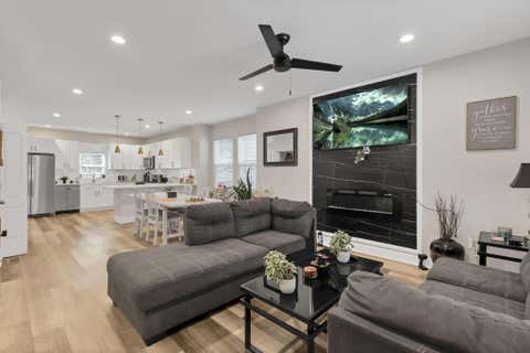 Tiny photo for 103 S Ogden Avenue, Columbus, OH 43204 (MLS # 226029477)
