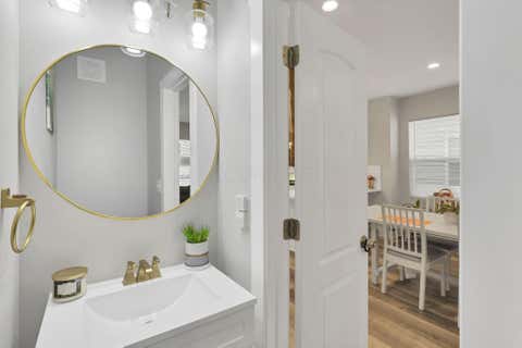 Tiny photo for 103 S Ogden Avenue, Columbus, OH 43204 (MLS # 226029477)