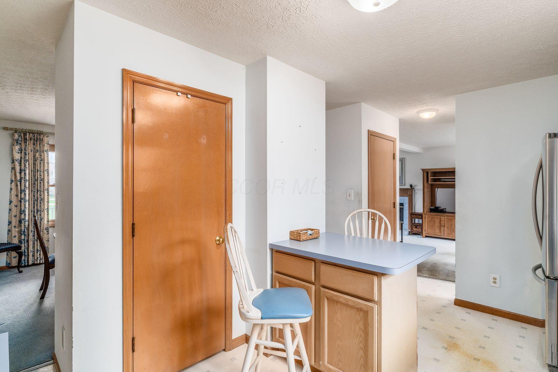 5700 Lambert Road, Grove City, Ohio image 15