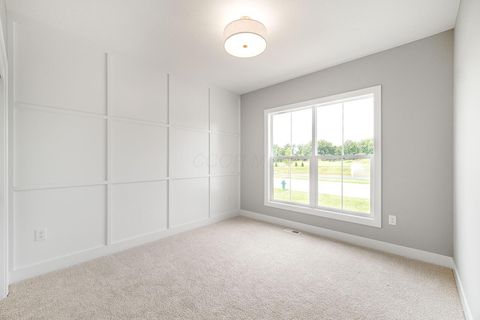 Tiny photo for 4261 Flamingo Drive, Lewis Center, OH 43035 (MLS # 226013861)
