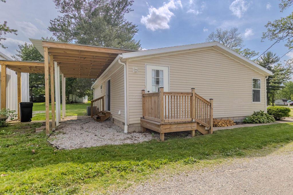 20903 Peoria Loop Road