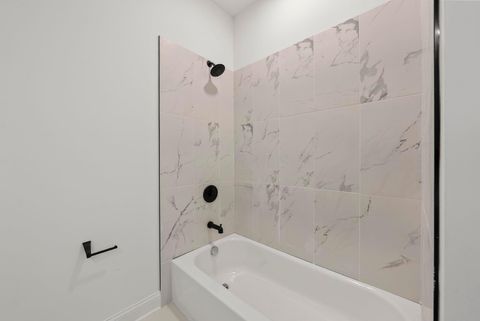 Tiny photo for 2576 Claridon Road, Columbus, OH 43231 (MLS # 225040602)