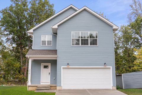 Photo of 2576 Claridon Road, Columbus, OH 43231 (MLS # 225040602) Photo of 2576 Claridon Road, Columbus, OH 43231 (MLS # 225040602)
