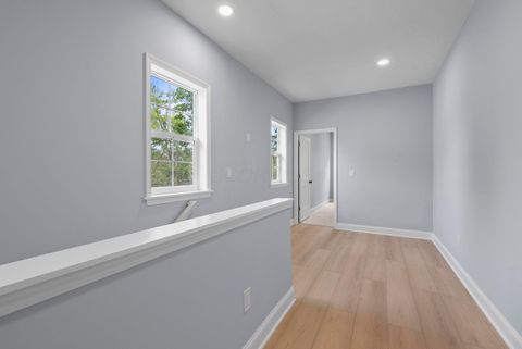 Tiny photo for 2576 Claridon Road, Columbus, OH 43231 (MLS # 225040602)