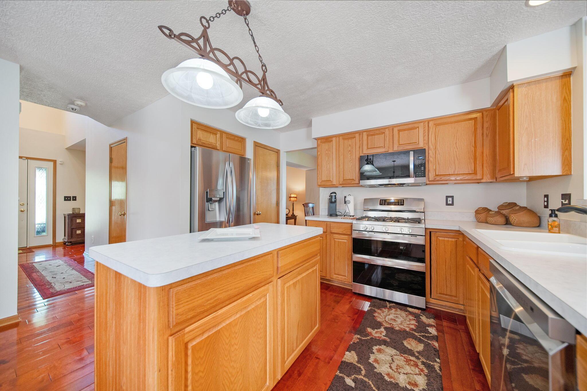 5726 Greenfield Drive, Galena, Ohio image 18