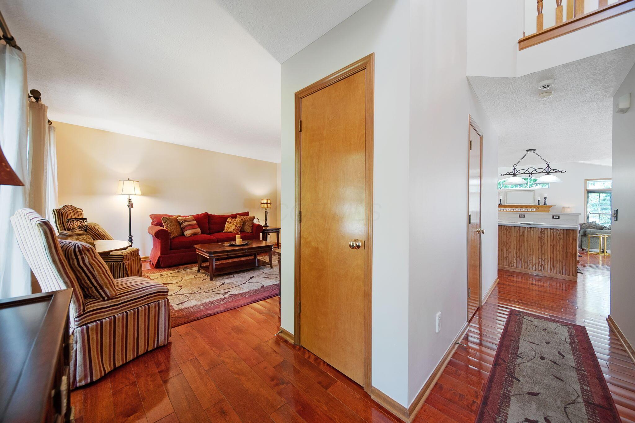 5726 Greenfield Drive, Galena, Ohio image 16