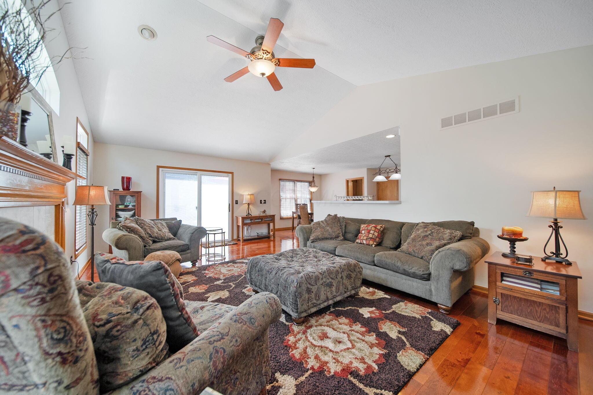 5726 Greenfield Drive, Galena, Ohio image 33