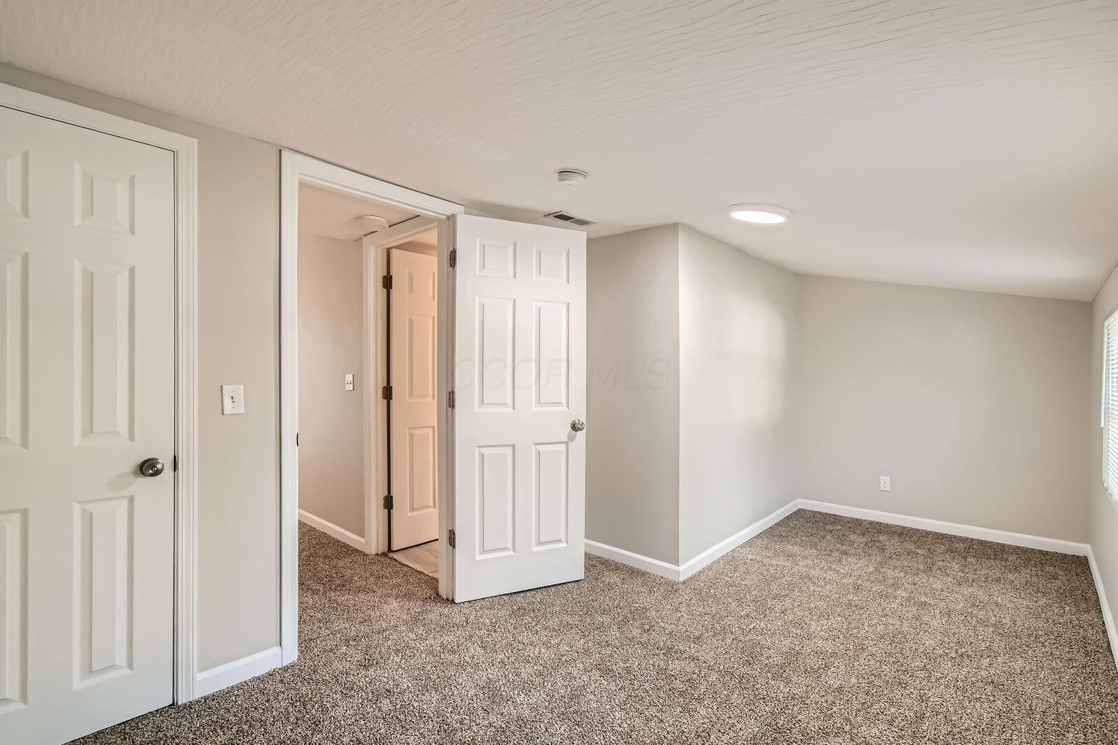 343 S Warren Avenue, Columbus, Ohio image 22