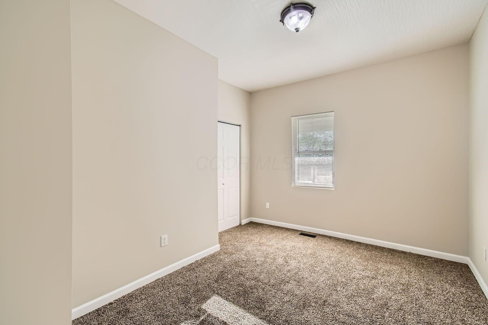 343 S Warren Avenue, Columbus, Ohio image 13