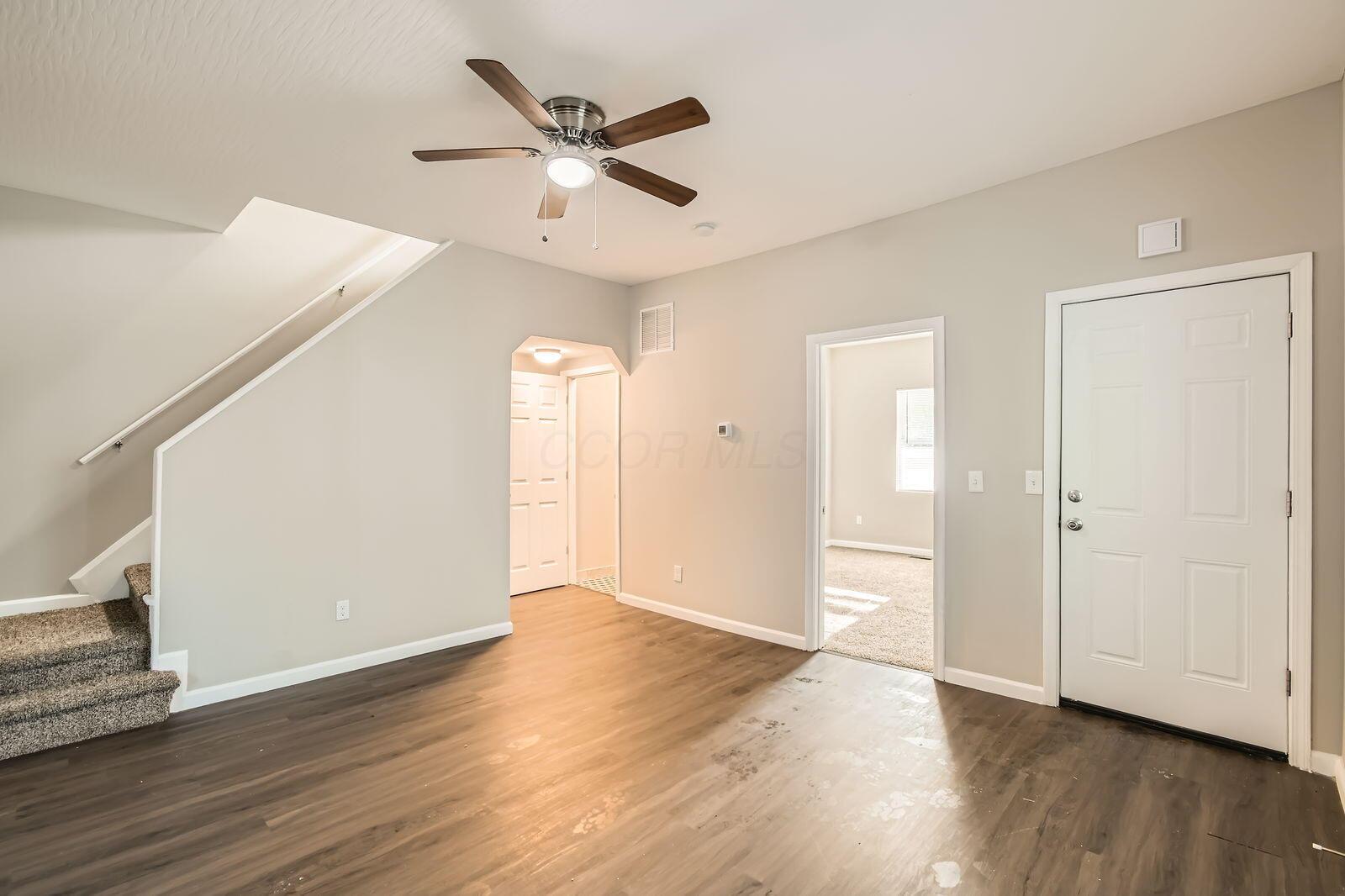 343 S Warren Avenue, Columbus, Ohio image 6