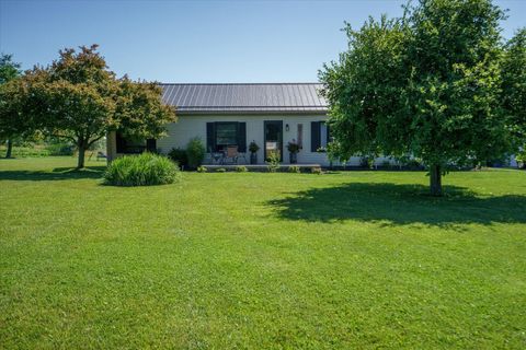 Photo of 12770 Mcconnel Road, Leesburg, OH 45135 (MLS # 226023222)
