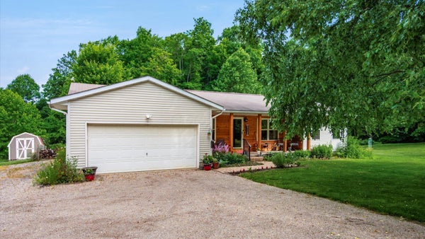 9250 TOWNSHIP ROAD 169 NE, NEW LEXINGTON, OH 43764 - Image e824125df577ce76c1e4e27ae2c3bd1f/2731460922