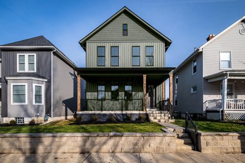 Photo of 380 E Markison Avenue, Columbus, OH 43207 (MLS # 225046260)