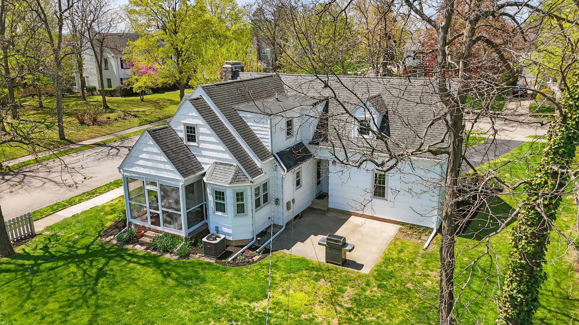 1800 Timberline Drive, Springfield, Ohio image 6