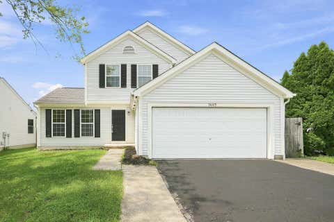 Photo of 1449 Tall Pine Court, Columbus, OH 43223 (MLS # 226030964)