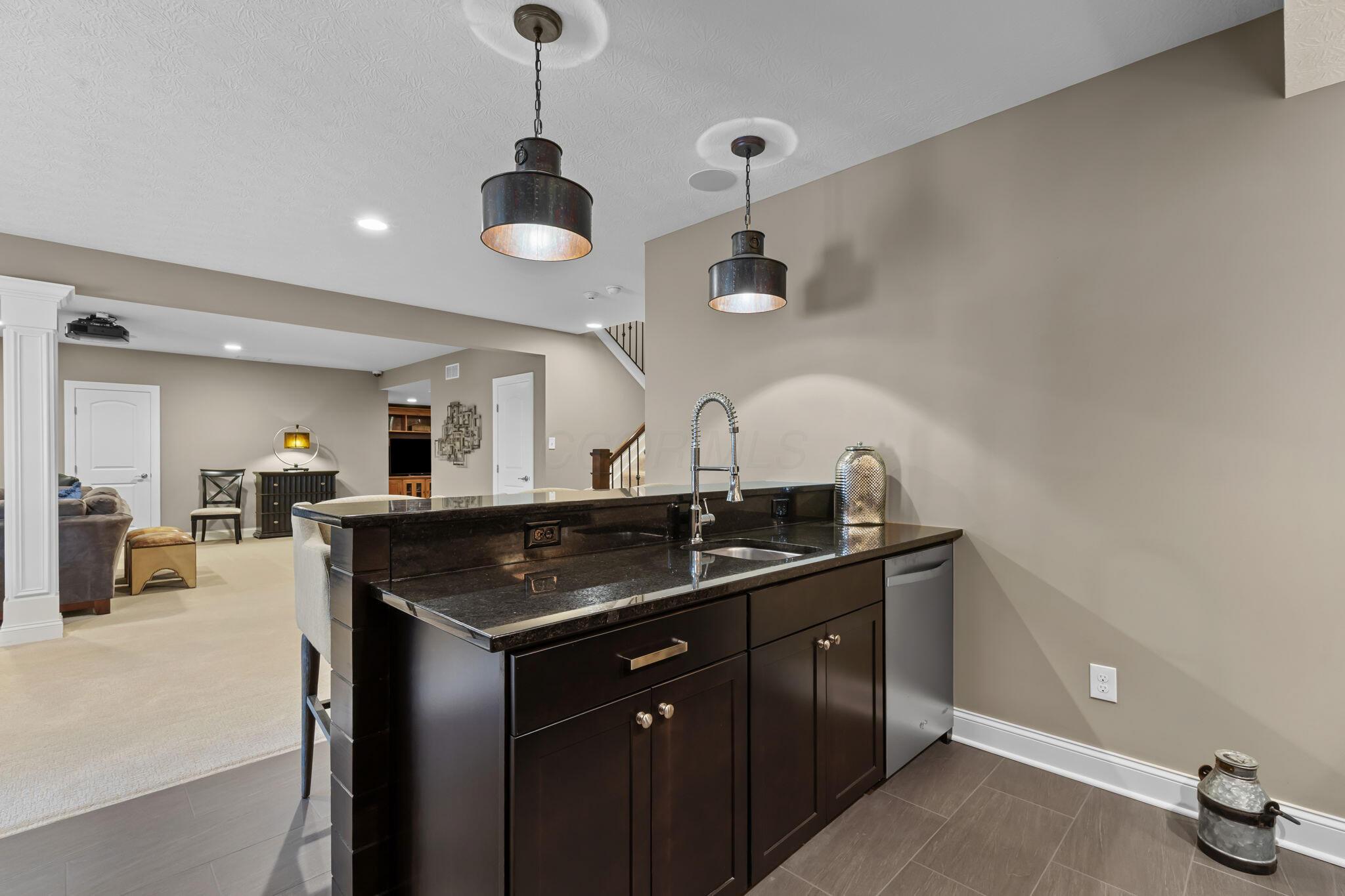 7004 Calabria Place, Dublin, Ohio image 35