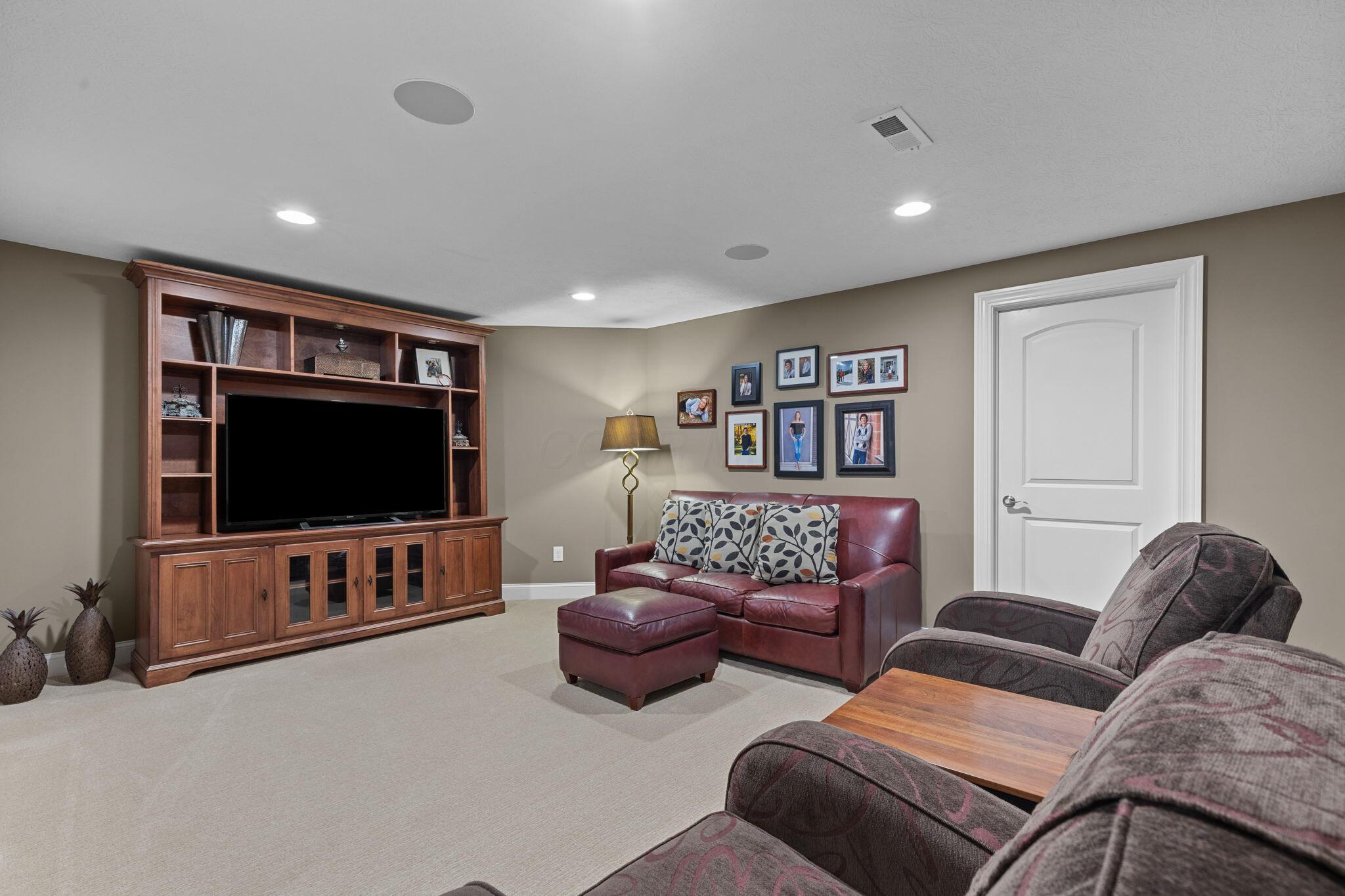 7004 Calabria Place, Dublin, Ohio image 29