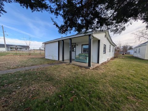 Tiny photo for 517 Earl Avenue, Washington Court House, OH 43160 (MLS # 226000725)