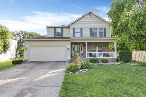 Homes For Sale - 483 Lorraine Boulevard<br/> Pickerington, OH 43147