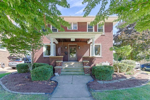 Photo of 1134 Columbus Avenue, Sandusky, OH 44870 (MLS # 226037784)
