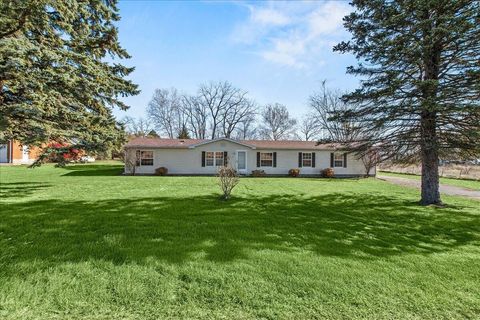 Photo of 4921 Hawk Road, Mechanicsburg, OH 43044 (MLS # 225044004)