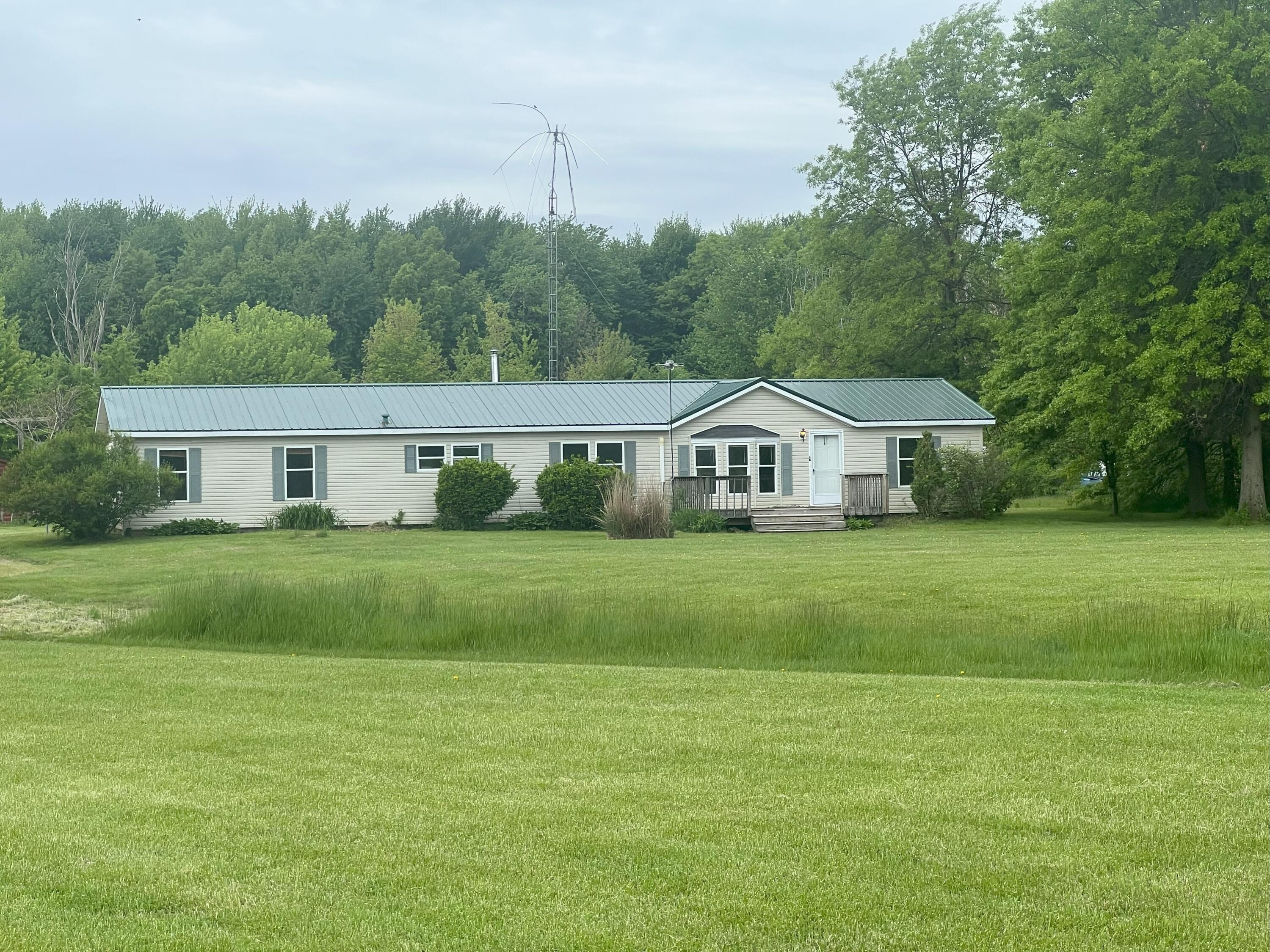 256 Mudswitch Road, Martinsville, Ohio image 2