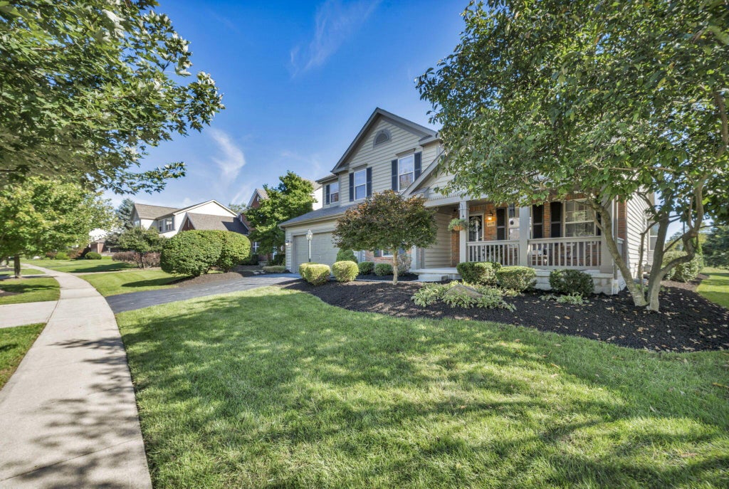 Photo of 4699 Seven Lakes Place, Powell, OH 43065 (MLS # 226036886)