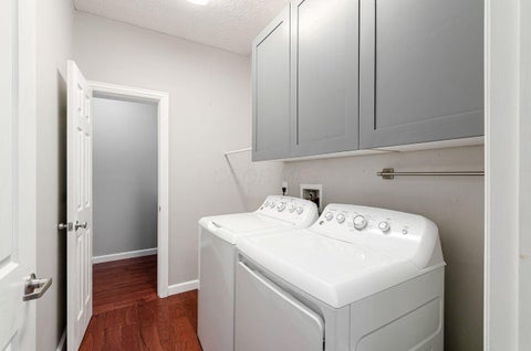 Tiny photo for 1499 Cascade Drive 24 #24, Grove City, OH 43123 (MLS # 226029574)