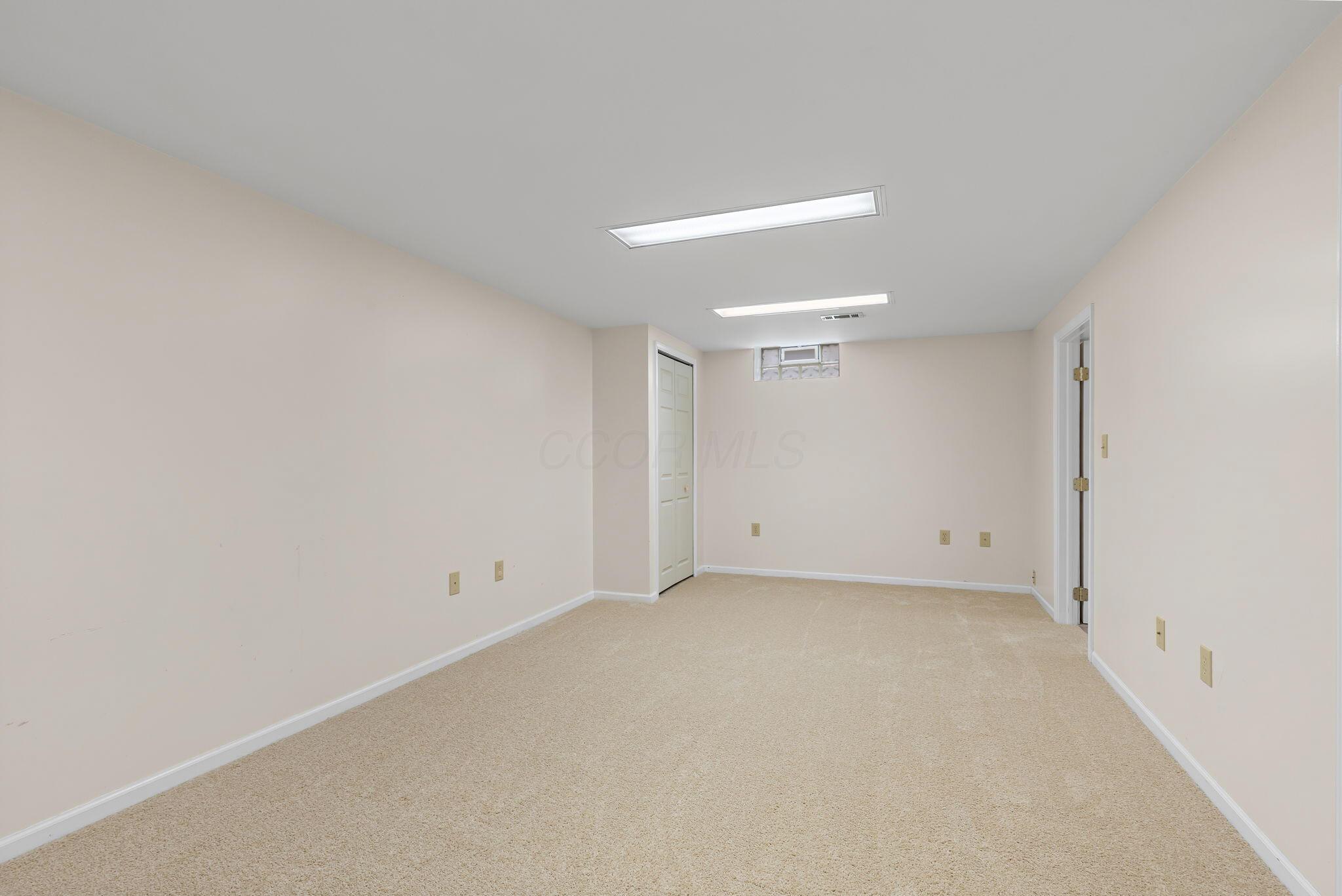 1300 Freshman Drive, Westerville, Ohio image 27