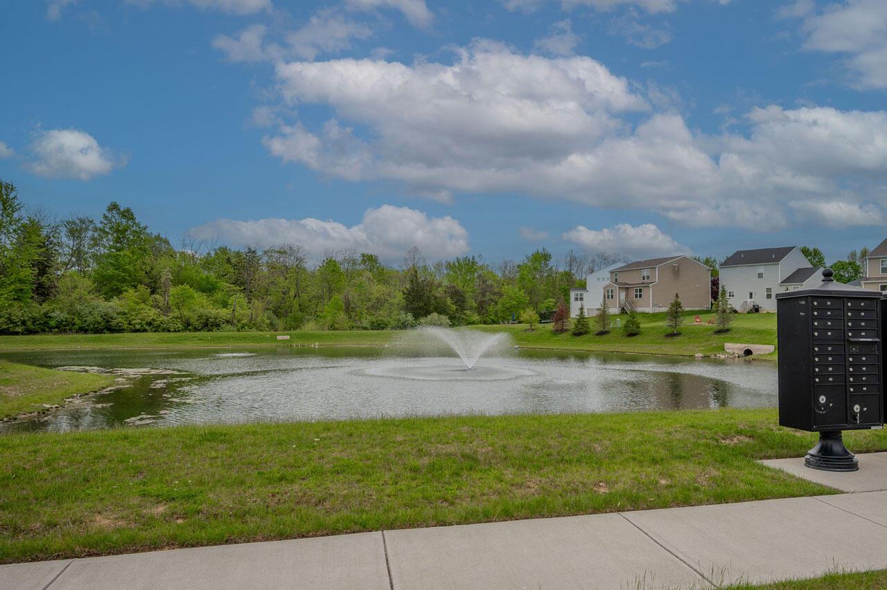 5907 Seffner Drive, Westerville, Ohio image 3