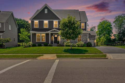 Photo of 5579 Scotch Woods Drive, Grove City, OH 43123 (MLS # 226030161)
