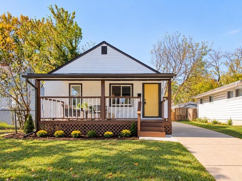 Photo of 3081 Grasmere Avenue, Columbus, OH 43224 (MLS # 226040045)