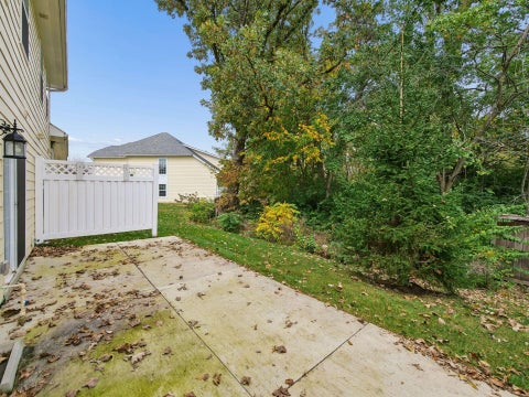 Tiny photo for 265 Lake Cove Drive, Delaware, OH 43015 (MLS # 226039591)