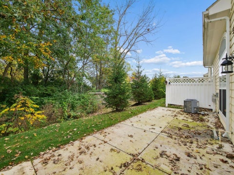 Tiny photo for 265 Lake Cove Drive, Delaware, OH 43015 (MLS # 226039591)