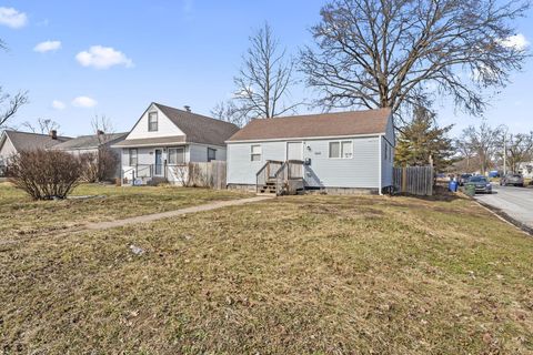 Photo of 964 E Weber Road, Columbus, OH 43211 (MLS # 226005656)