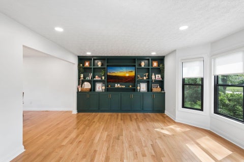 Tiny photo for 6880 Clydeway Court, Worthington, OH 43085 (MLS # 226032750)