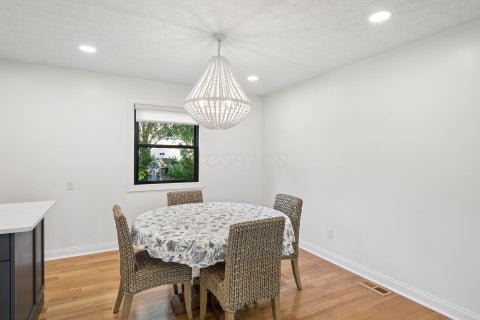 Tiny photo for 6880 Clydeway Court, Worthington, OH 43085 (MLS # 226032750)