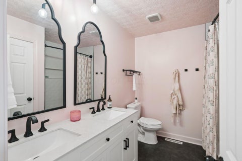 Tiny photo for 6880 Clydeway Court, Worthington, OH 43085 (MLS # 226032750)