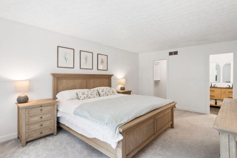 Tiny photo for 6880 Clydeway Court, Worthington, OH 43085 (MLS # 226032750)