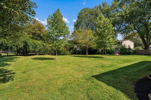 Tiny photo for 6880 Clydeway Court, Worthington, OH 43085 (MLS # 226032750)