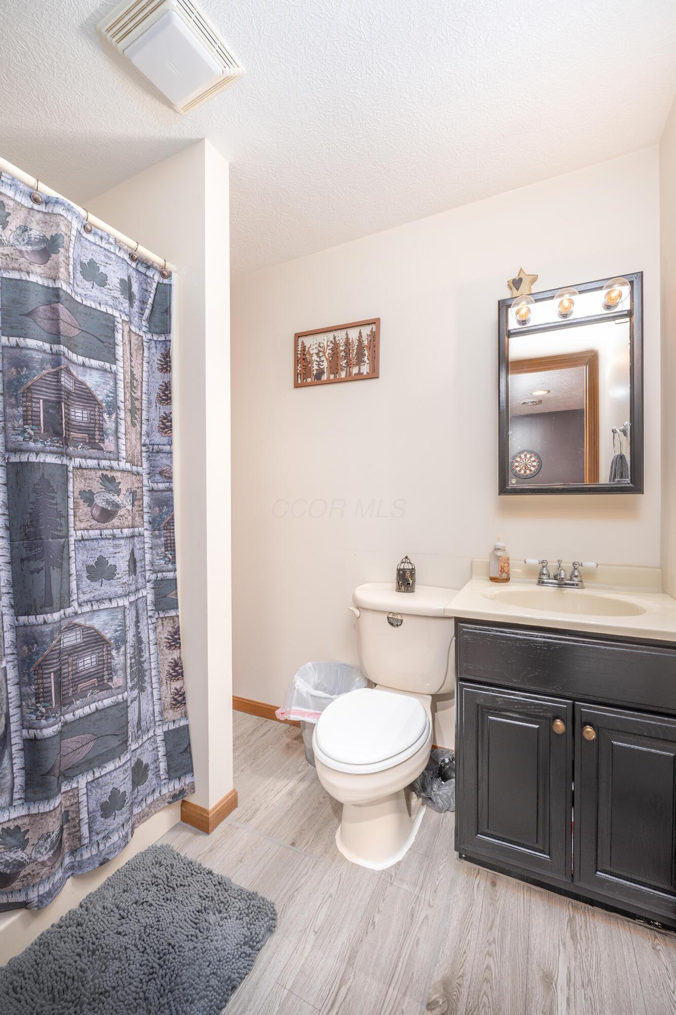 1601 Apple Valley Drive, Howard, Ohio image 21