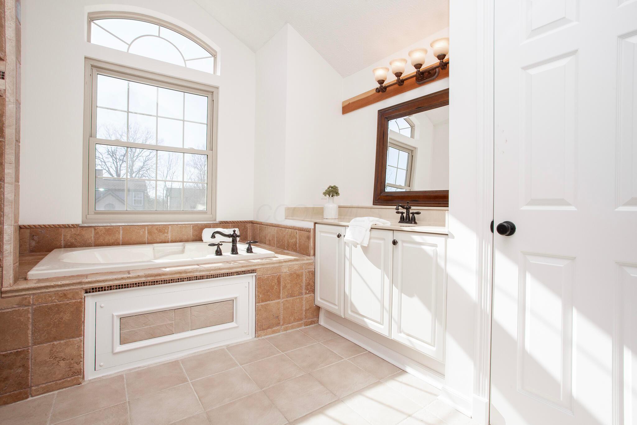 7426 Wyndle Court, Dublin, Ohio image 44