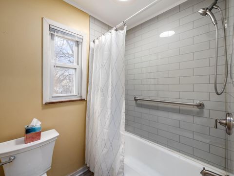 Tiny photo for 41 Elmwood Drive, Delaware, OH 43015 (MLS # 226000110)